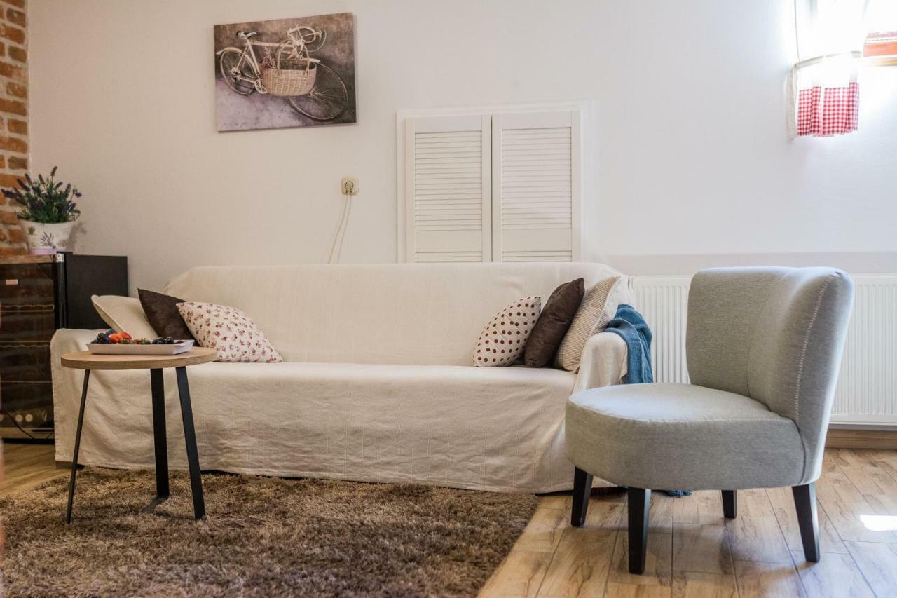 Apartments Rensi 扎达尔 外观 照片