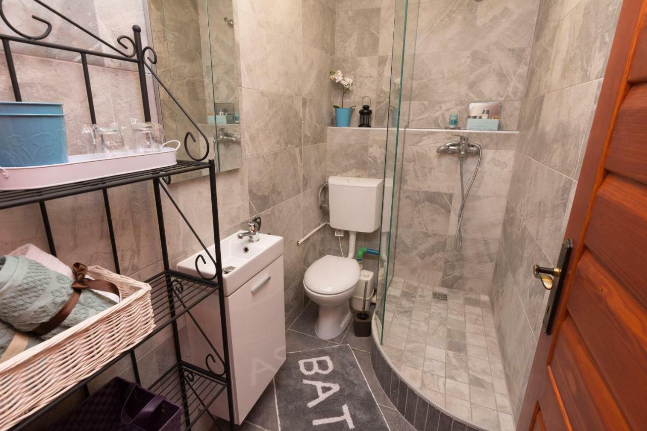 Apartments Rensi 扎达尔 外观 照片