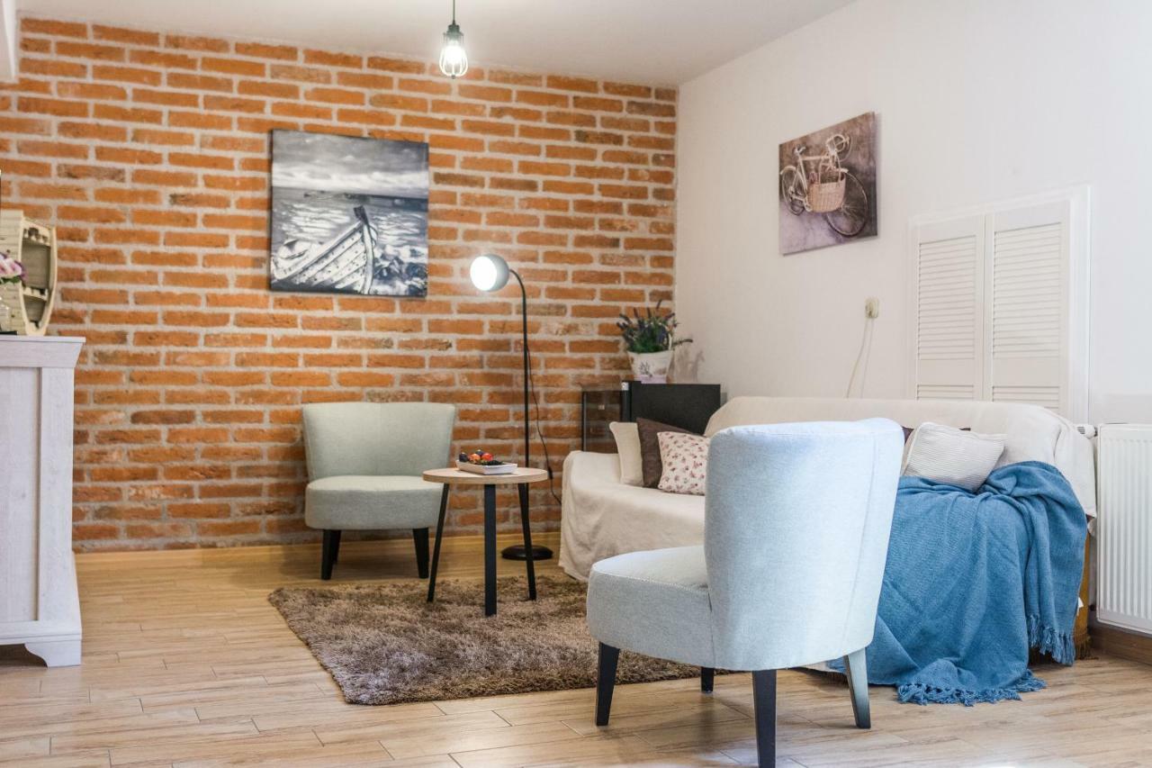 Apartments Rensi 扎达尔 外观 照片