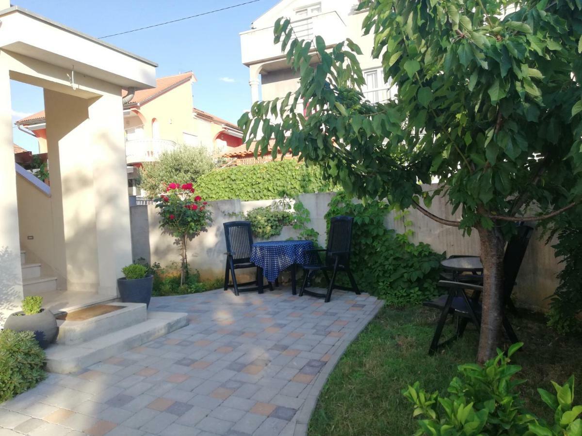 Apartments Rensi 扎达尔 外观 照片